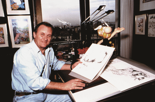 Albert Uderzo am Zeichenbrett